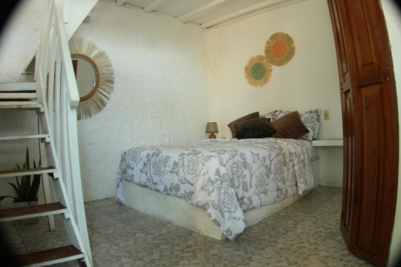 Hosteria Cabanas Itapoa Puerto López Buitenkant foto