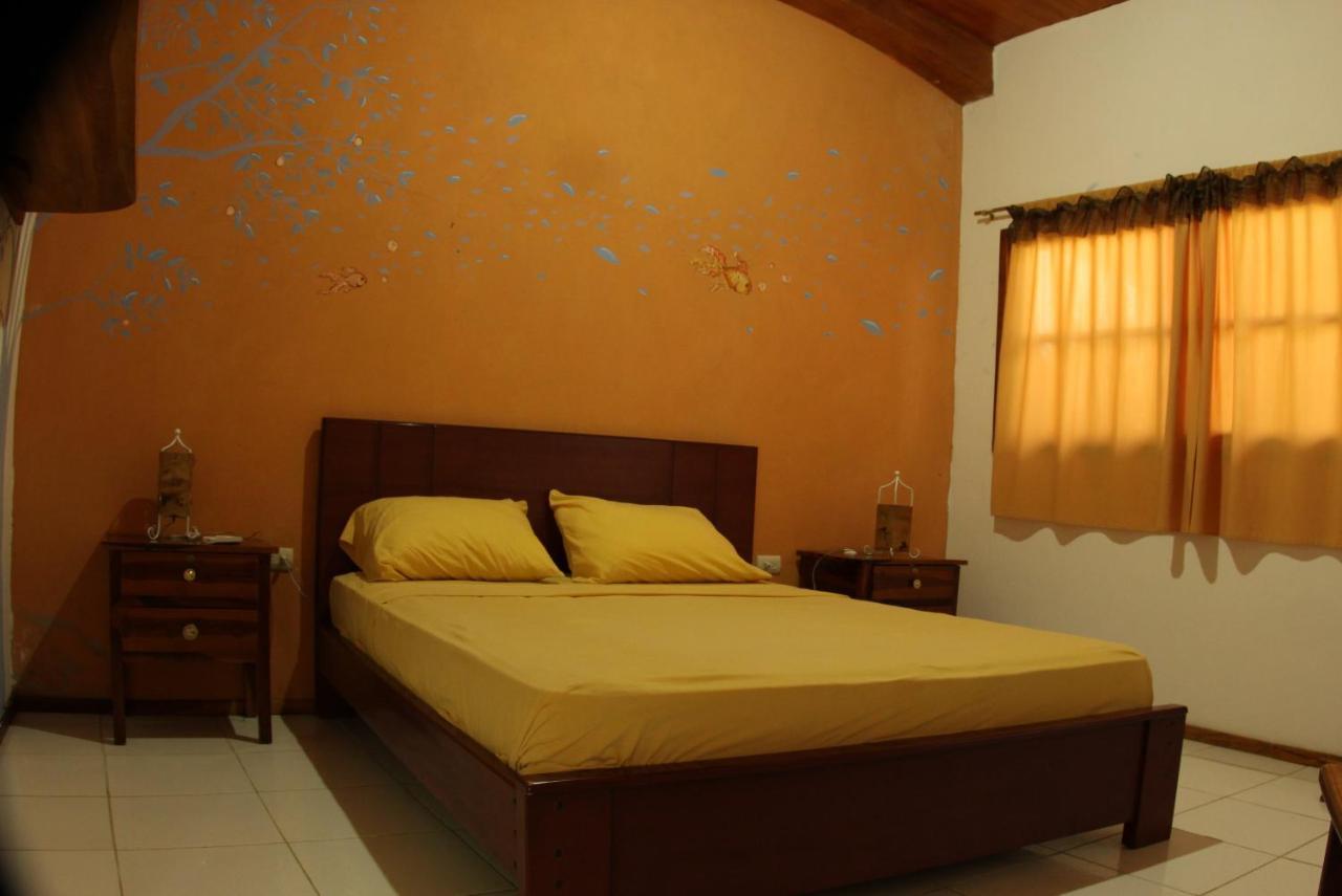 Hosteria Cabanas Itapoa Puerto López Buitenkant foto