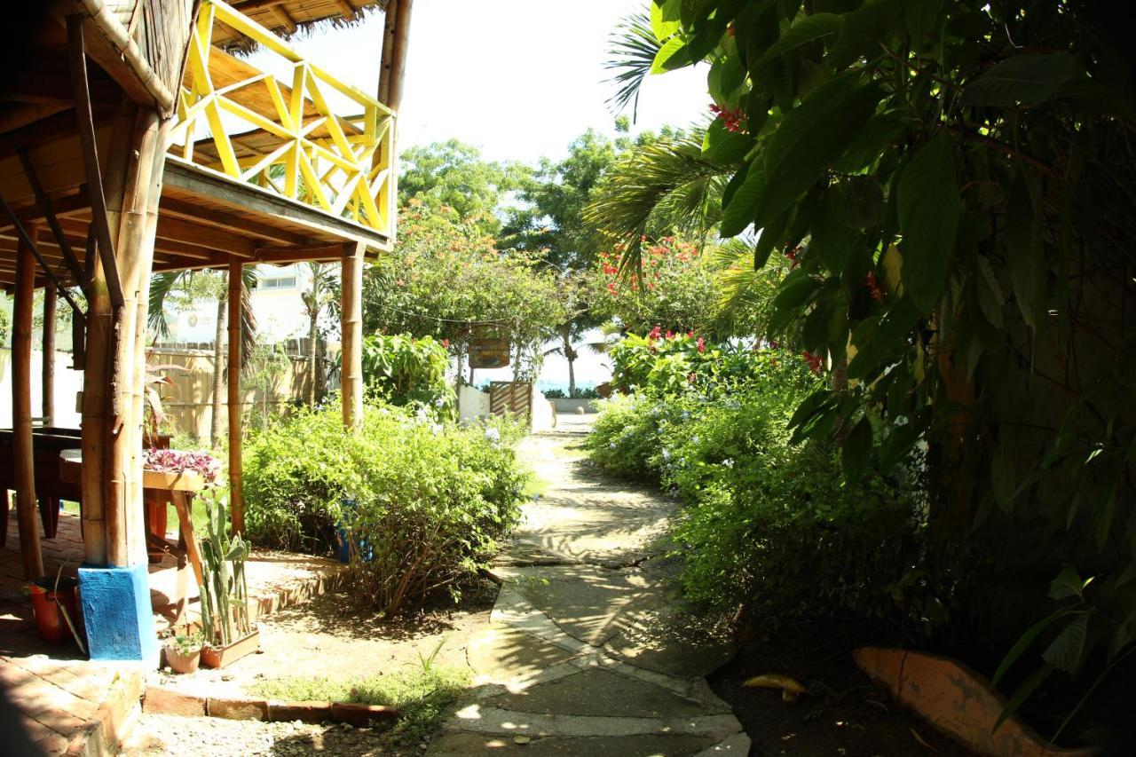 Hosteria Cabanas Itapoa Puerto López Buitenkant foto