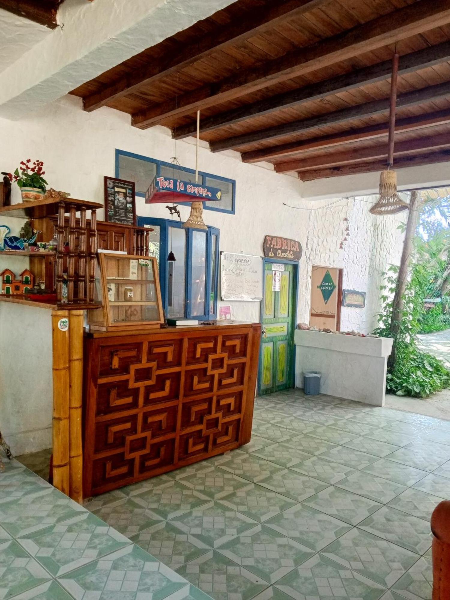Hosteria Cabanas Itapoa Puerto López Buitenkant foto