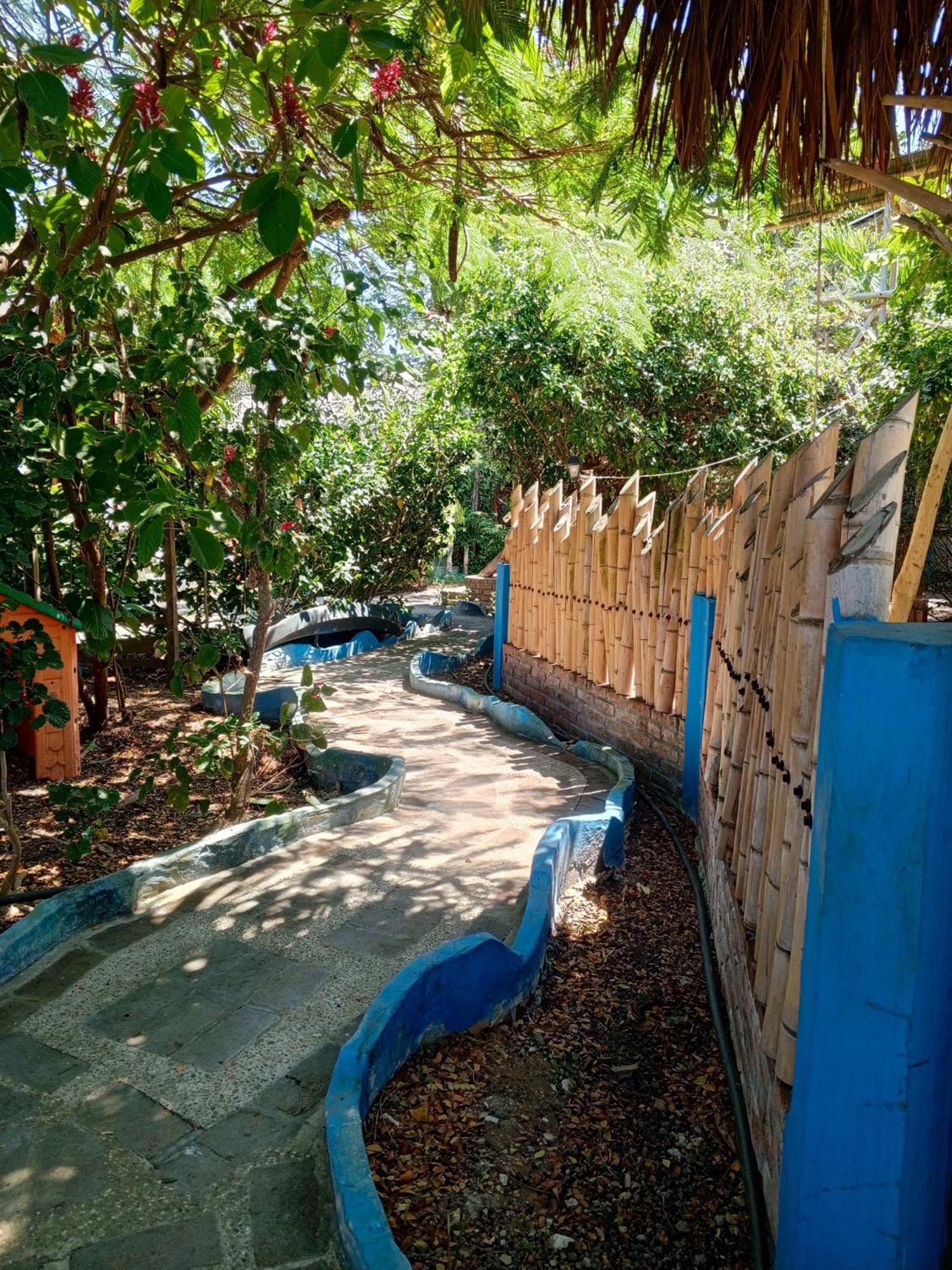 Hosteria Cabanas Itapoa Puerto López Buitenkant foto