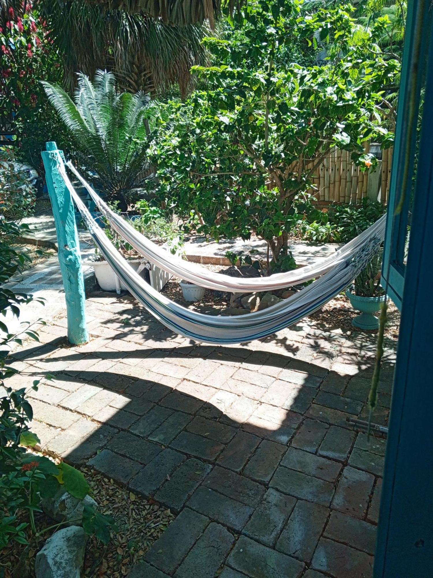 Hosteria Cabanas Itapoa Puerto López Buitenkant foto