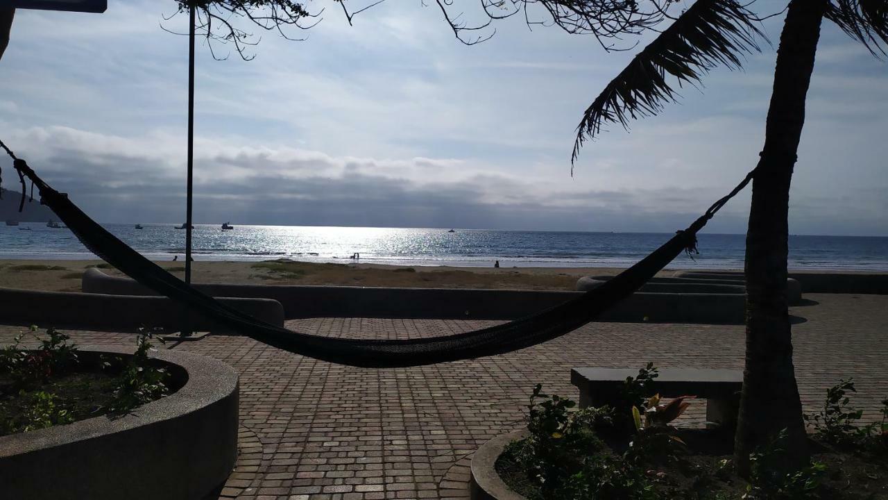 Hosteria Cabanas Itapoa Puerto López Buitenkant foto