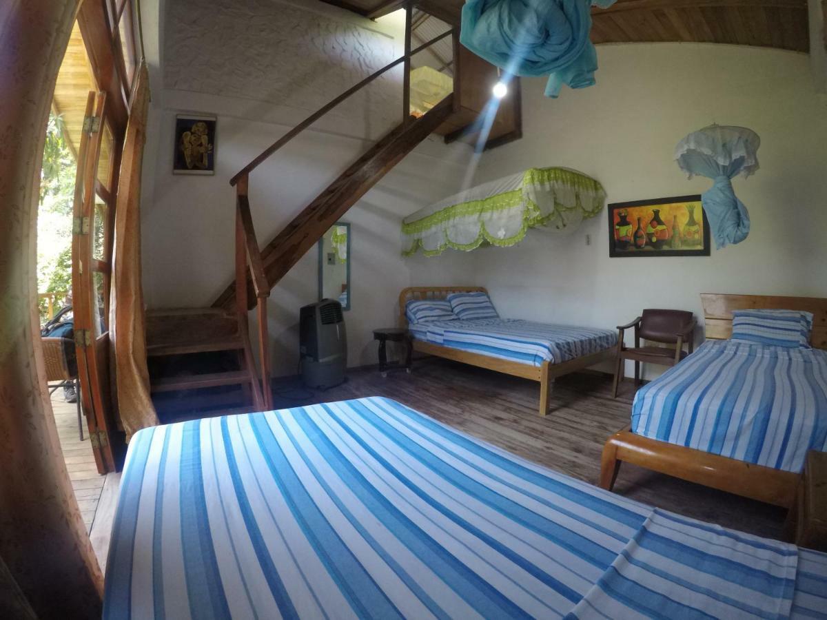 Hosteria Cabanas Itapoa Puerto López Buitenkant foto